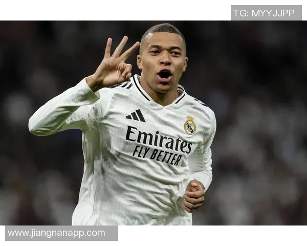 姆巴佩荣膺九月最佳奖杯再破门分享伯纳乌之夜的美妙时刻