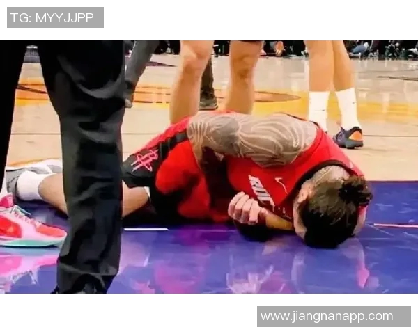 狄龙超远助攻阿伦上反篮湖人紧急喊停恶人空接瞬间 狄龙超远助攻阿伦上反篮湖人紧急喊停恶人空接瞬间