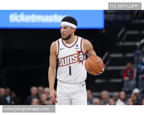 布克开局火热赛季前六场五次30分创太阳队史新纪录 布克开局火热赛季前六场五次30分创太阳队史新纪录